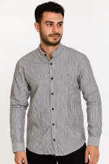 Erkek Zarif çizgili deseni ve modern kesimiyle dikkat çeken bu uzun kollu gömlek, hem günlük kullanımda hem de özel davetlerde stilinizi tamamlar. Gün boyu rahatlık sunar