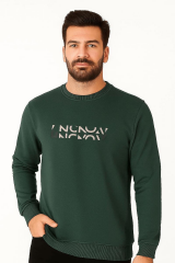 Erkek Yumuşak iç dokusu ve pamuklu yapısıyla gün boyu konfor sunan bu sweatshirt, modern tarzı ve dayanıklı kumaşıyla öne çıkar.