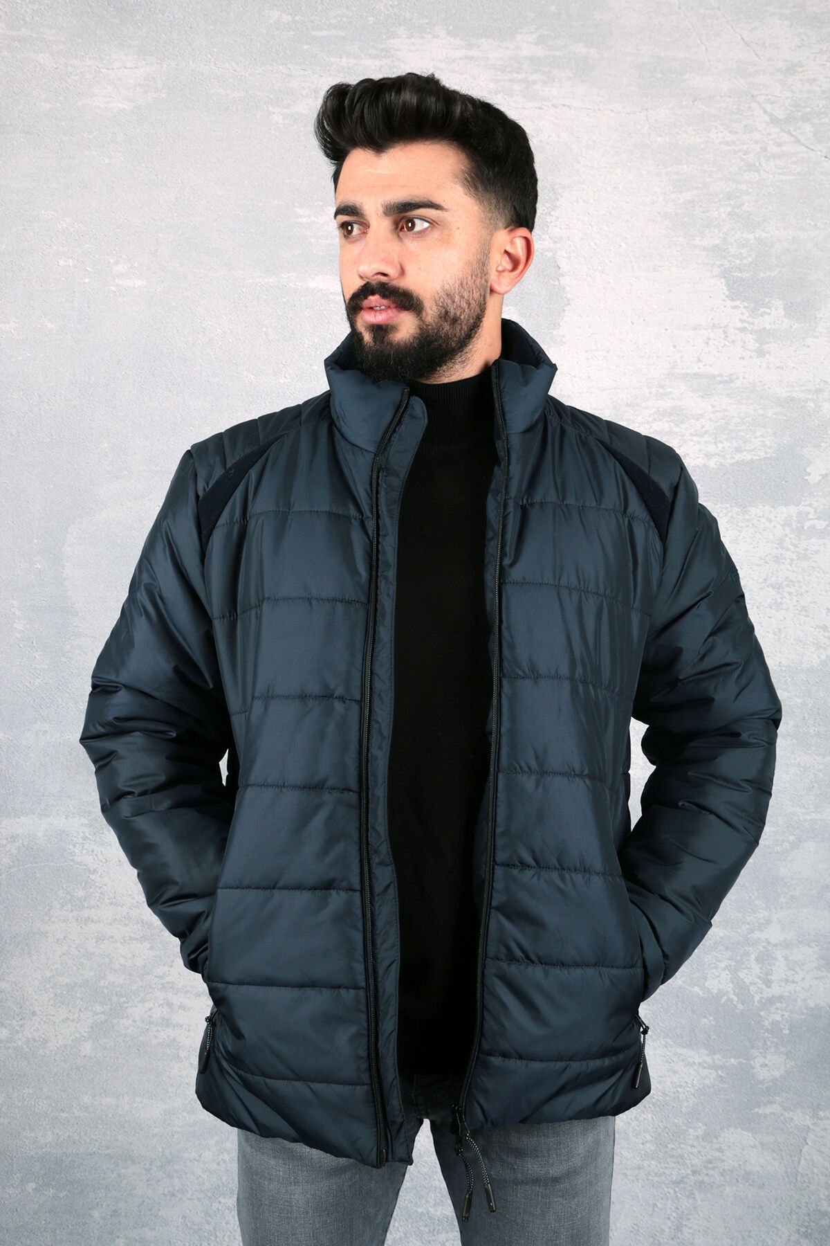 Uzun Kollu Yandan Cepli Dik Yakalı Fermuarlı Erkek Şişme Mont 94023