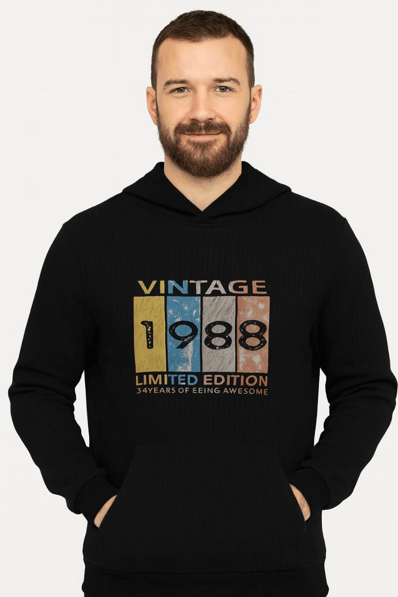 Uzun Kollu Kapşonlu Kanguru Cepli Pamuk Karışımlı Önden Baskılı Erkek Sweatshirt 95102 SİYAH SİYAH - S