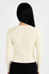 İnce Fitilli Düğme Detaylı Hırka