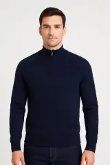 Uzun Kollu Dik Yakalı Yarım Fermuarlı Viscon Karışımlı Regulear Kesim Rahat  Erkek Triko Kazak 5113