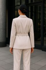 Belden Kuşak Bağlamalı Kadın Astarlı Blazer Ceket Takım 2100