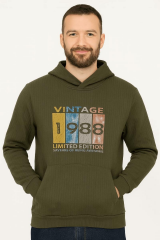Uzun Kollu Kapşonlu Kanguru Cepli Pamuk Karışımlı Sıcak Tutan Ve Rahat Kumaş Önden Baskılı Erkek Sweatshirt 95102