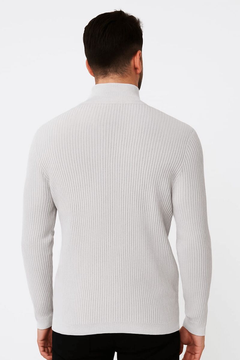 Uzun Kollu Dik Yakalı Yarım Fermuarlı Çizgi Detaylı  Rahat ve Sıcak Tutan Kumaşı İle Pamuk Karışımlı Erkek Triko Kazak 93108 AÇIK GRİ