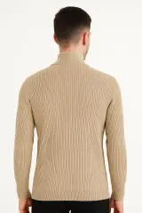 Uzun Kollu Dik Yakalı Yarım Fermuarlı Çizgi Detaylı  Rahat ve Sıcak Tutan Kumaşı İle Pamuk Karışımlı Erkek Triko Kazak 93108