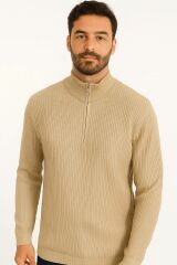 Uzun Kollu Dik Yakalı Yarım Fermuarlı Çizgi Detaylı  Rahat ve Sıcak Tutan Kumaşı İle Pamuk Karışımlı Erkek Triko Kazak 93108 VİZON