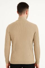 Uzun Kollu Dik Yakalı Yarım Fermuarlı Çizgi Detaylı  Rahat ve Sıcak Tutan Kumaşı İle Pamuk Karışımlı Erkek Triko Kazak 93108 VİZON