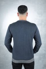 Uzun Kollu Bisiklet Yakalı Pamuk Karışımlı Yaka Çizgi Detaylı Rahat Erkek Kazak  93103 LACİVERT