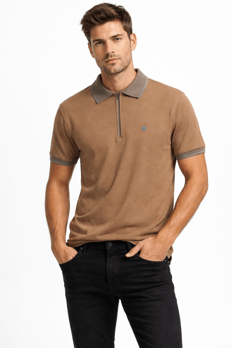 Polo Yakalı Yarım Fermuarlı  Petek Dokulu Kısa Kollu Modern Kesim  Erkek Tişört 23-10460 KAHVERENGİ